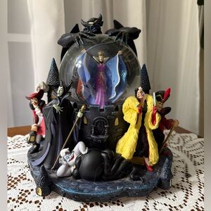 Rare Disney Villains Musical Snow Globe Disney Park